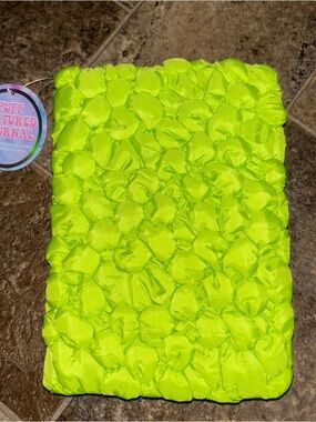 NWT Puffer Textured Journal
